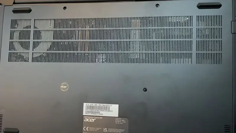 Aspire Lite AL15-51M bottom view with air vents and speaker placement